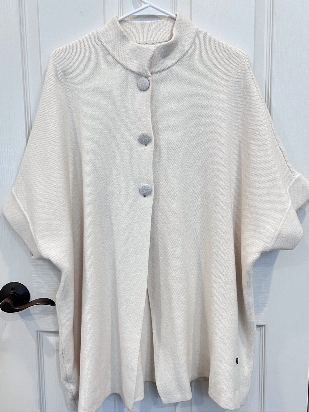 ALFA Cream Button-Front Knit Poncho with Stand Collar